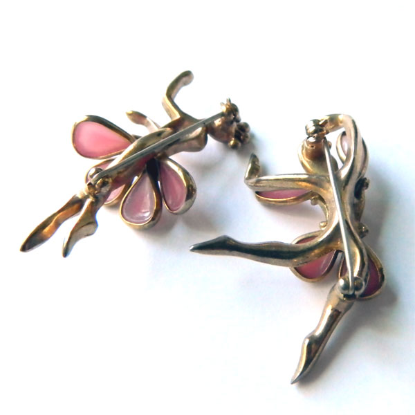 Trifari Petalettes ballet dancers brooch set