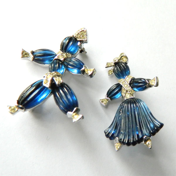 Trifari rag doll brooch set