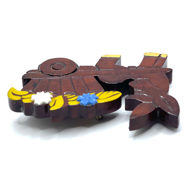 Califonia Redwood souvenir brooch