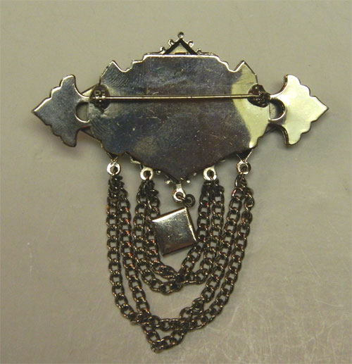 bakelite brooch