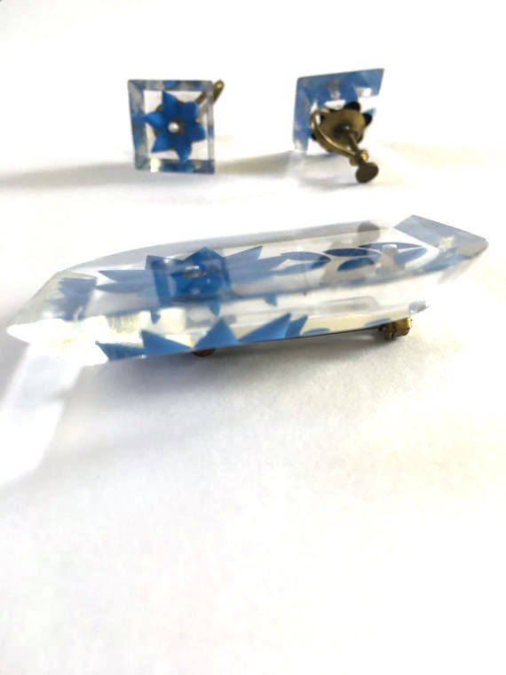 1940's lucite brooch