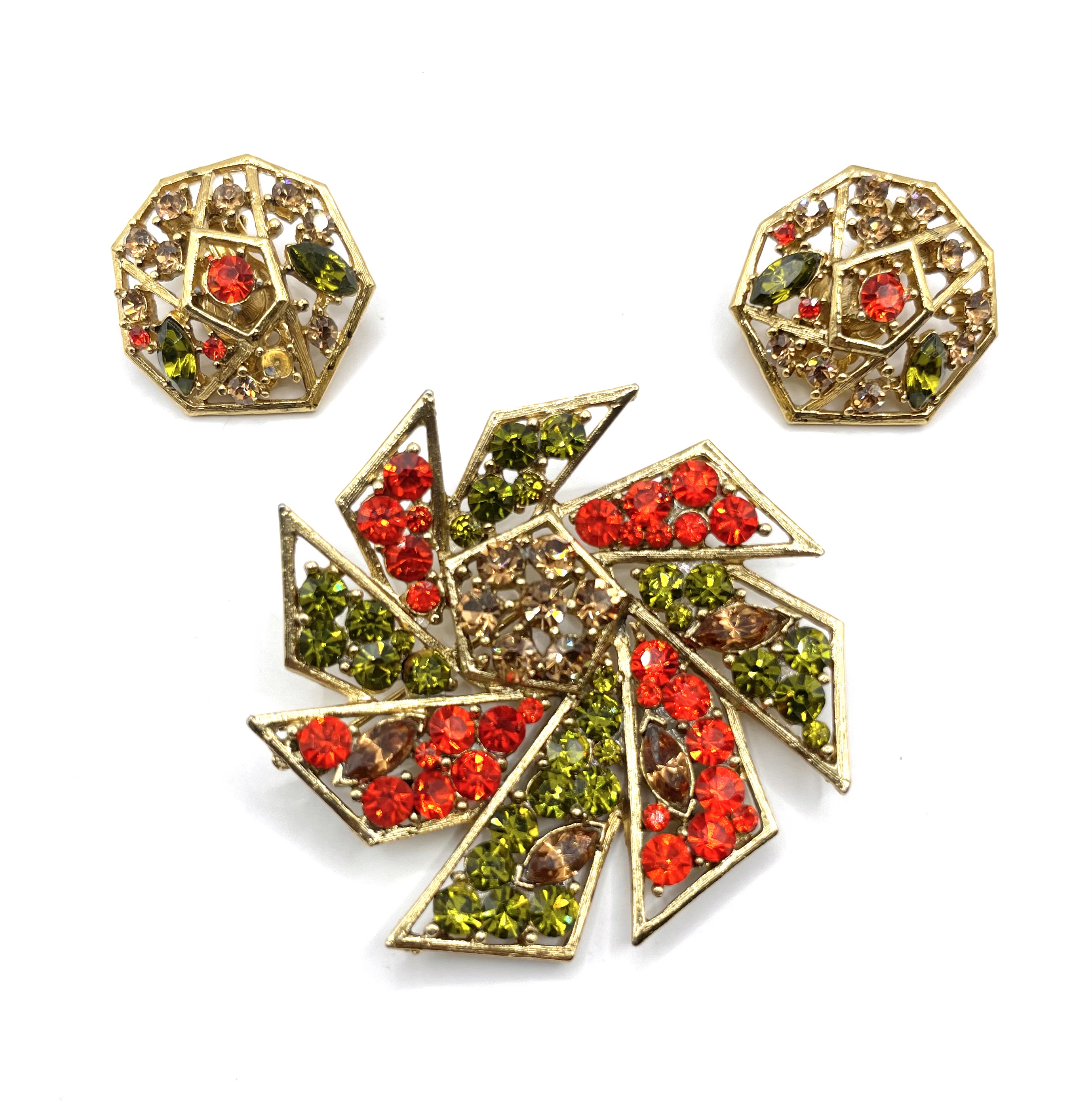 Rhinestone pinwheel brooch and earring set