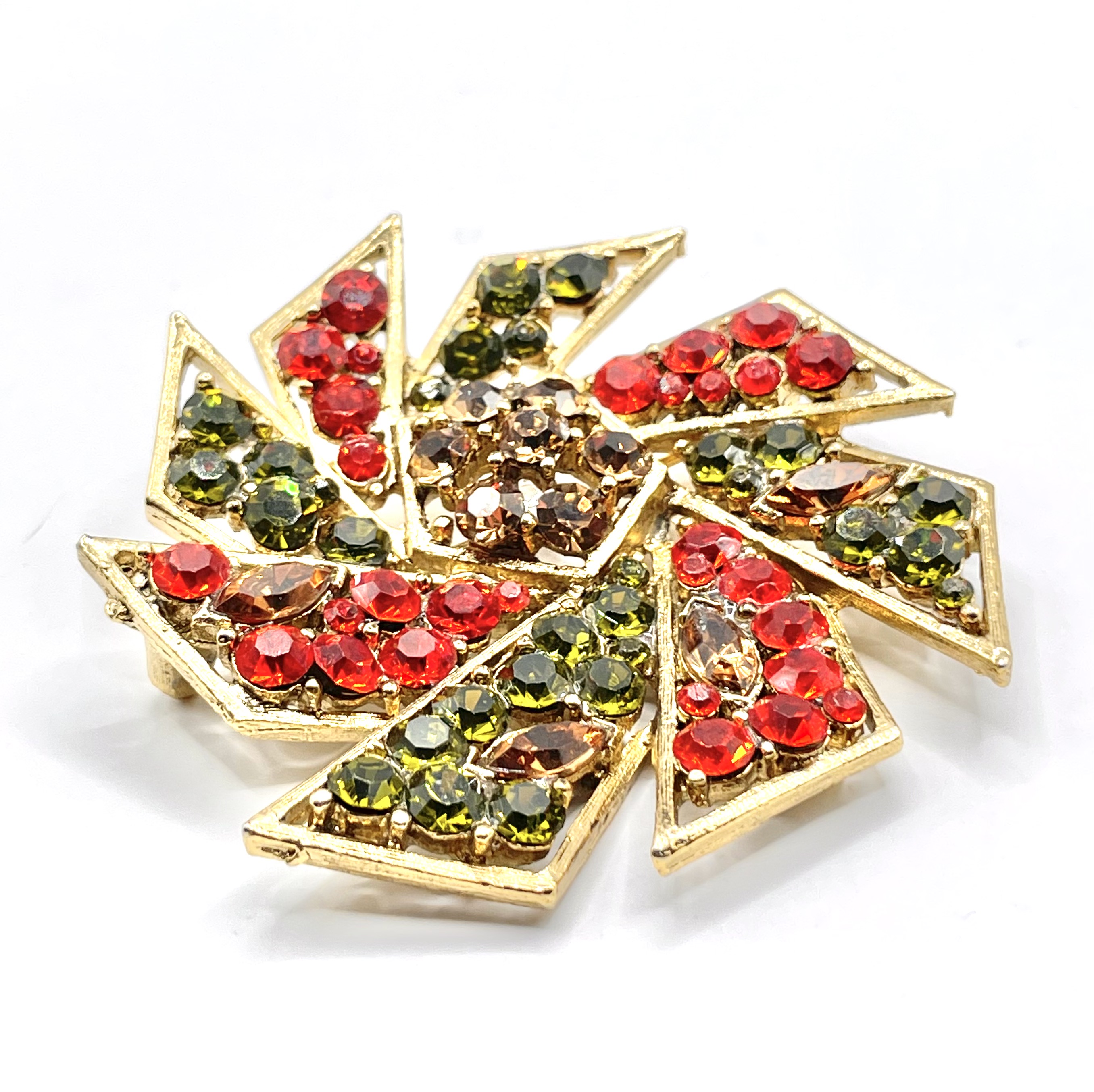 rhinestone pin wheel brooch