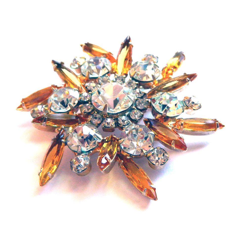 Juliana brooch set