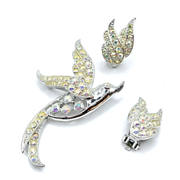 Sarah Coventry bird brooch