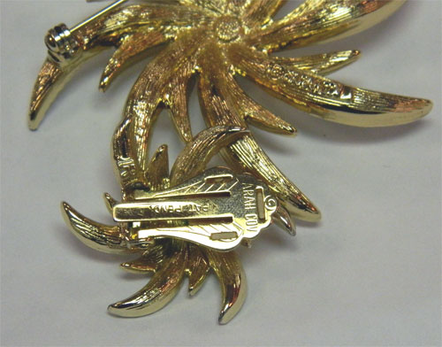 Vintage Sarah Coventry pinwheel brooch