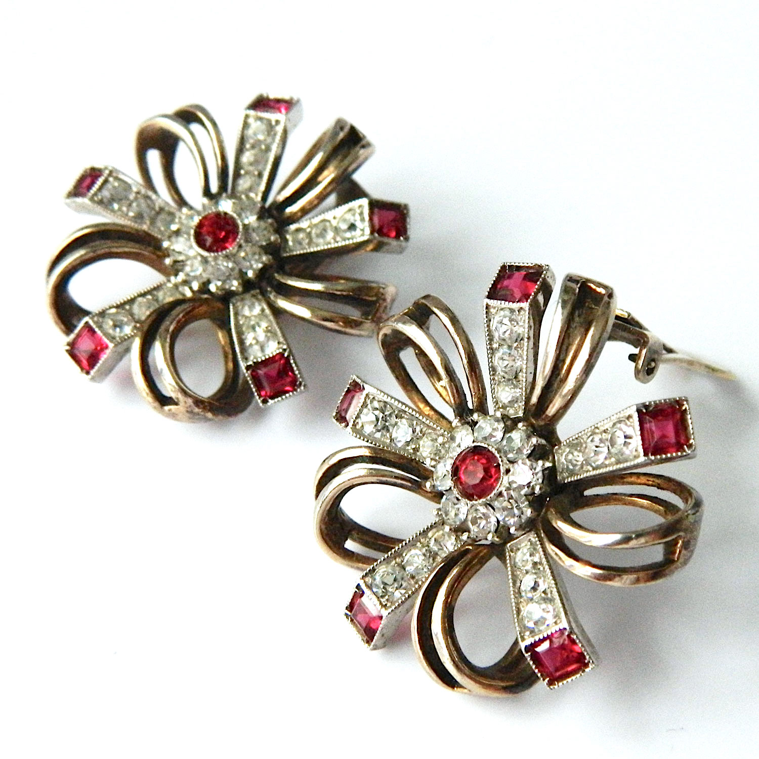 Rhinestone brooch and earring set