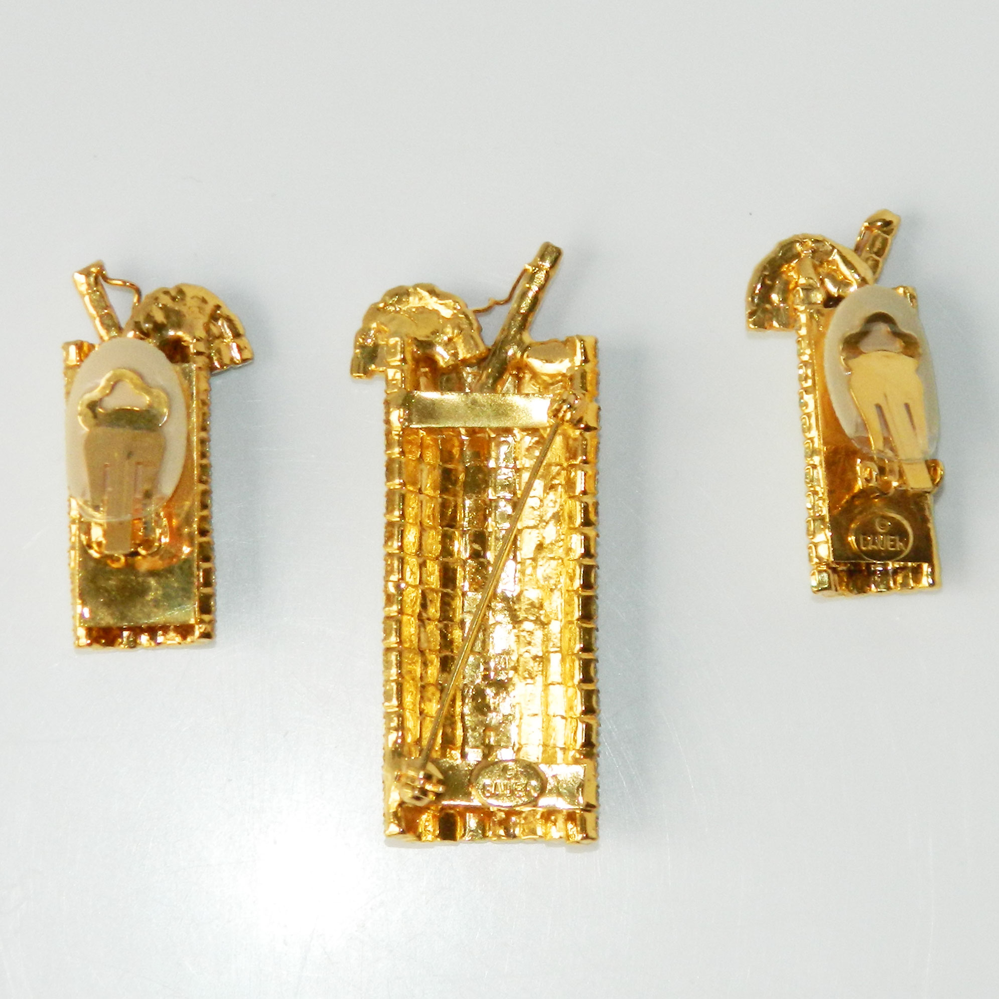 Dorothy Bauer rhinestone brooch and earring set