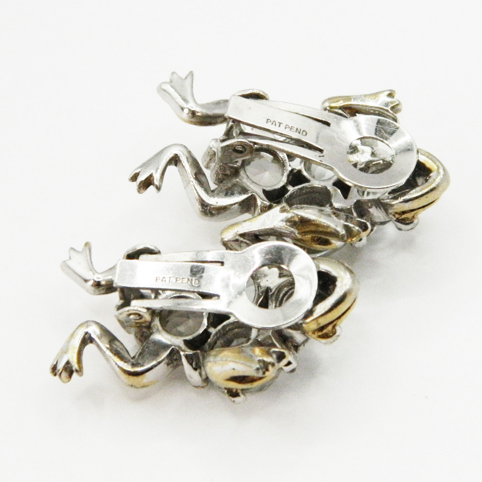 1940s Reja rhinestone frog brooch and earring set