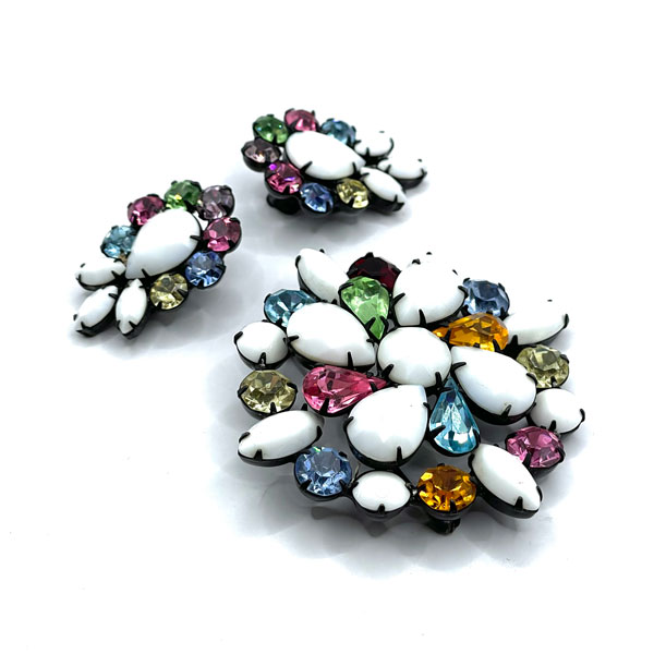 1950s Weiss rhinestone brooch and earring set