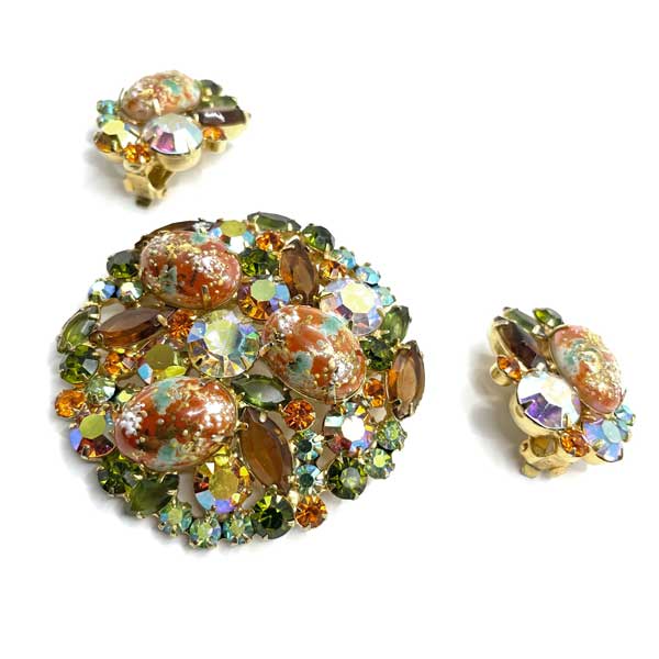 1960s Juliana rhinestone brooch and earring set