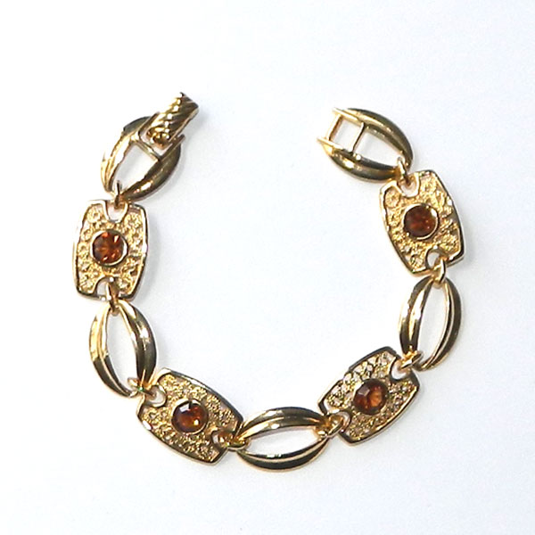 Sarah Coventry rhinestone bracelet