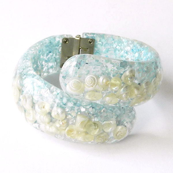 Confetti lucite clamper bracelet