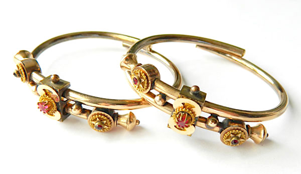 Antique gold filled bangle bracelet