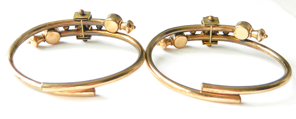 Antique gold filled bangle bracelet