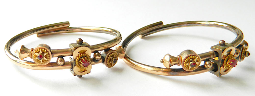 Antique gold filled bangle bracelet