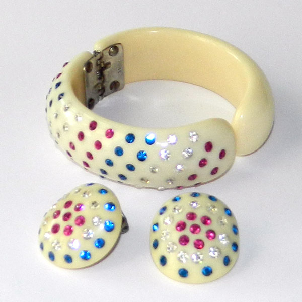 1950's rhinestone clamper bracelet