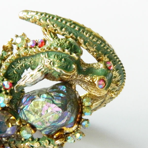 Har dragon bracelet
