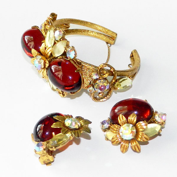 Selro rhinestone bangle bracelet