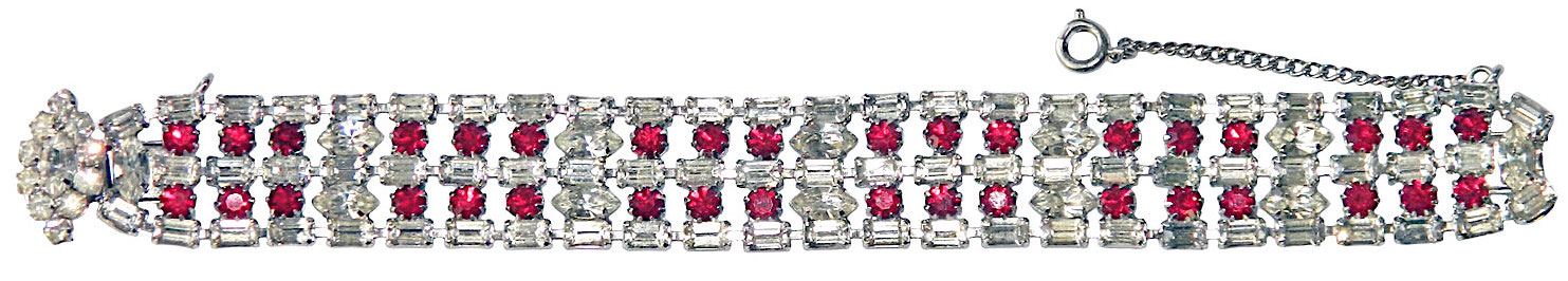 Hobe rhinestone bracelet