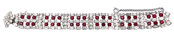 Hobe rhinestone bracelet