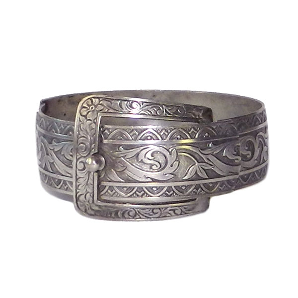 Belt buckle bangle bracelet