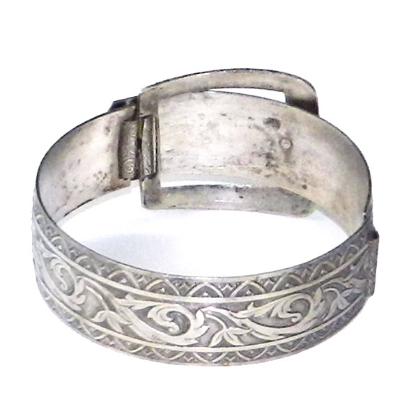 Belt buckle bangle bracelet