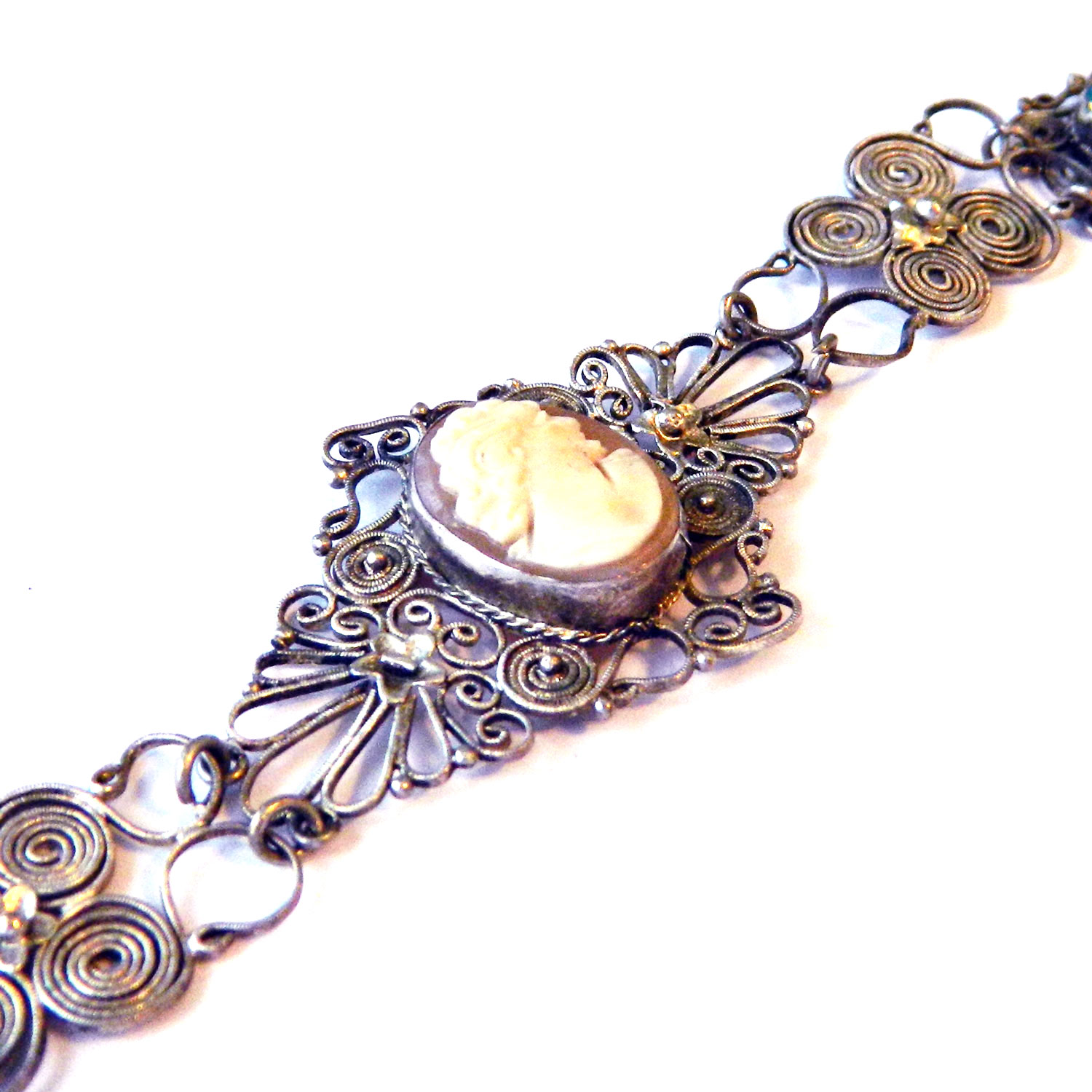 Vintage cameo bracelet