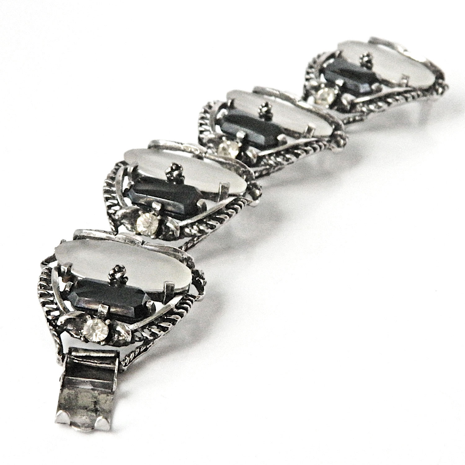 1950s frosted glass bracelet