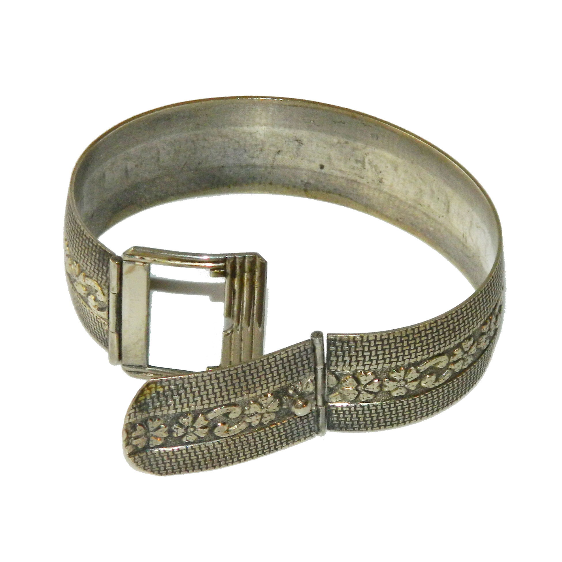 Belt buckle bangle bracelet