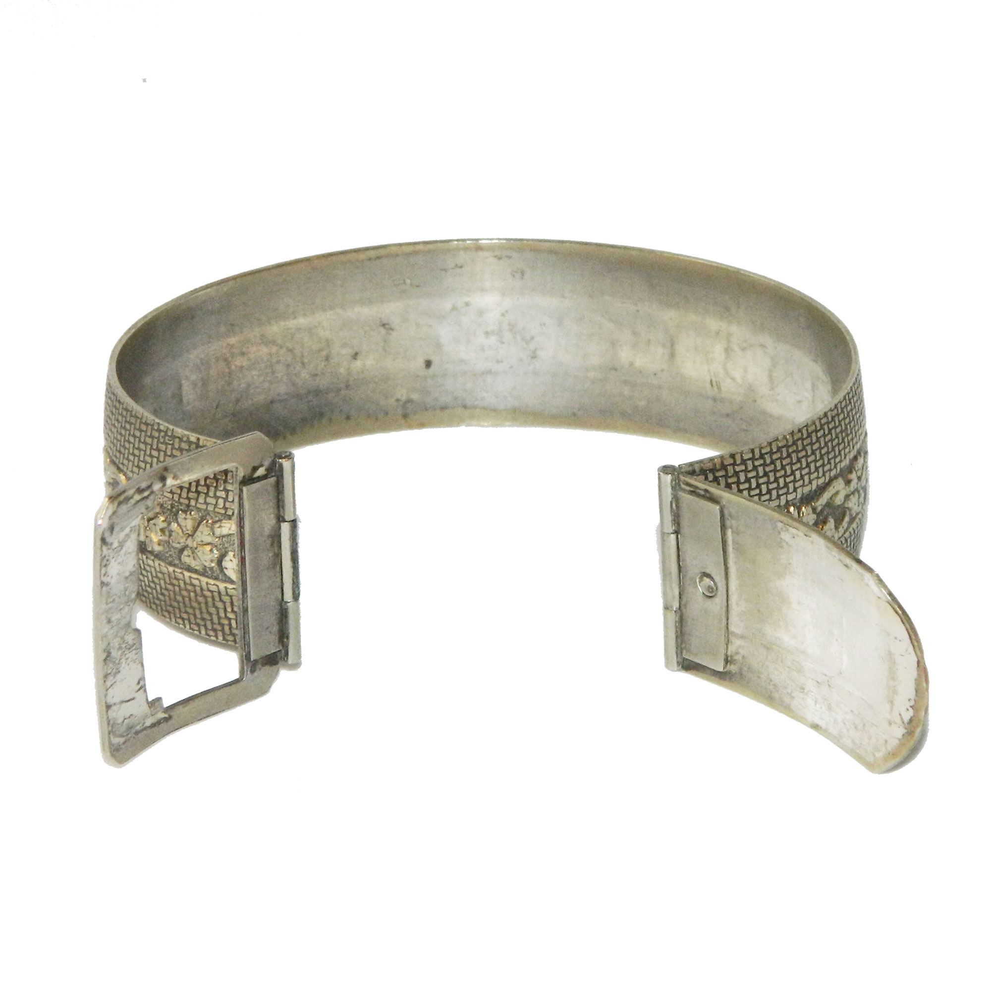 Belt buckle bangle bracelet