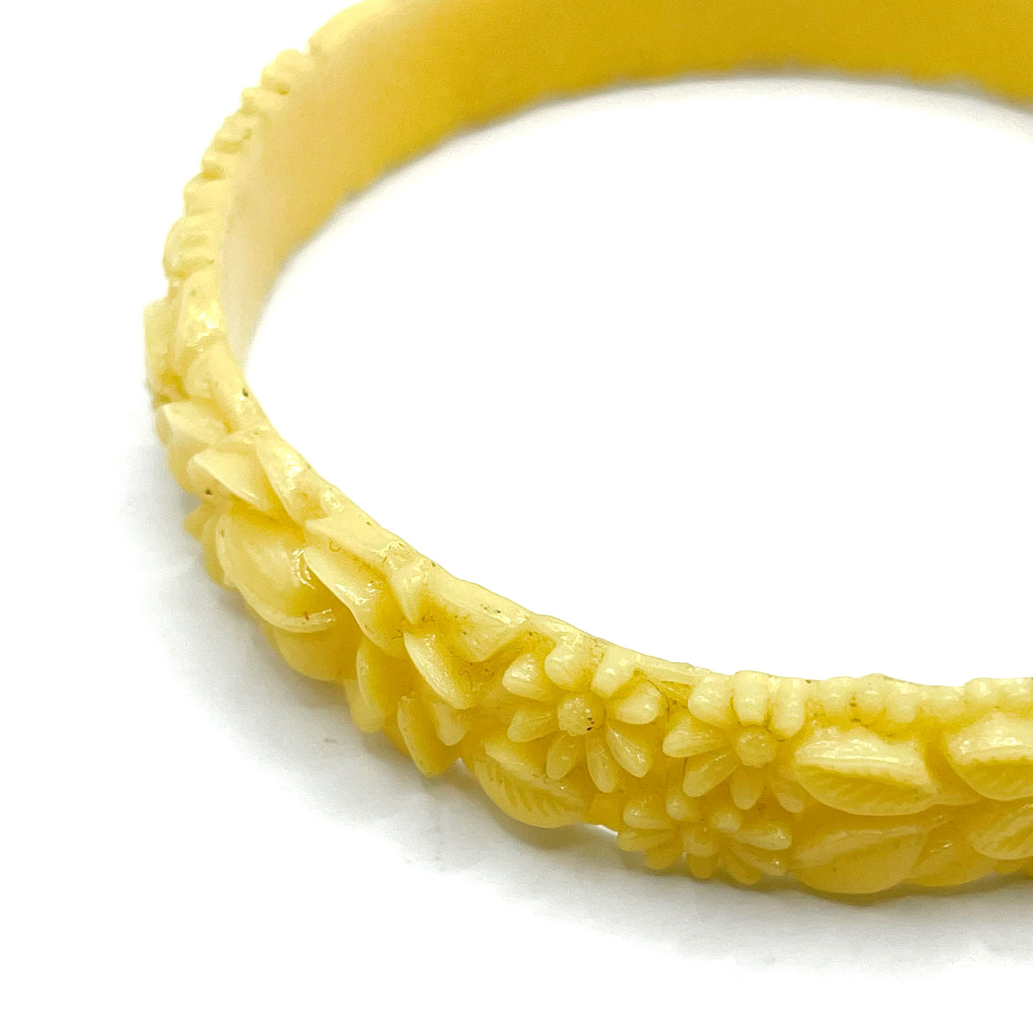 1930s floral celluloid bangle