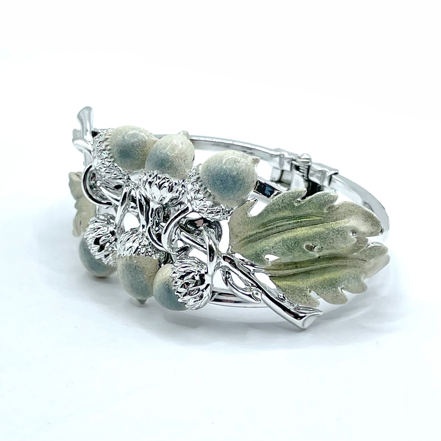 Oak and acorn bracelet