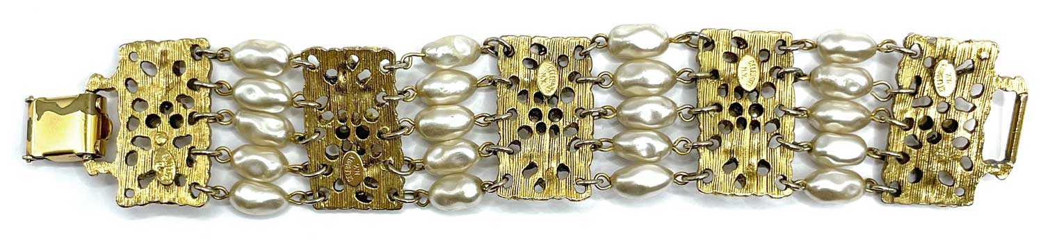 Vintage Celebrity NY Faux Pearl Bracelet