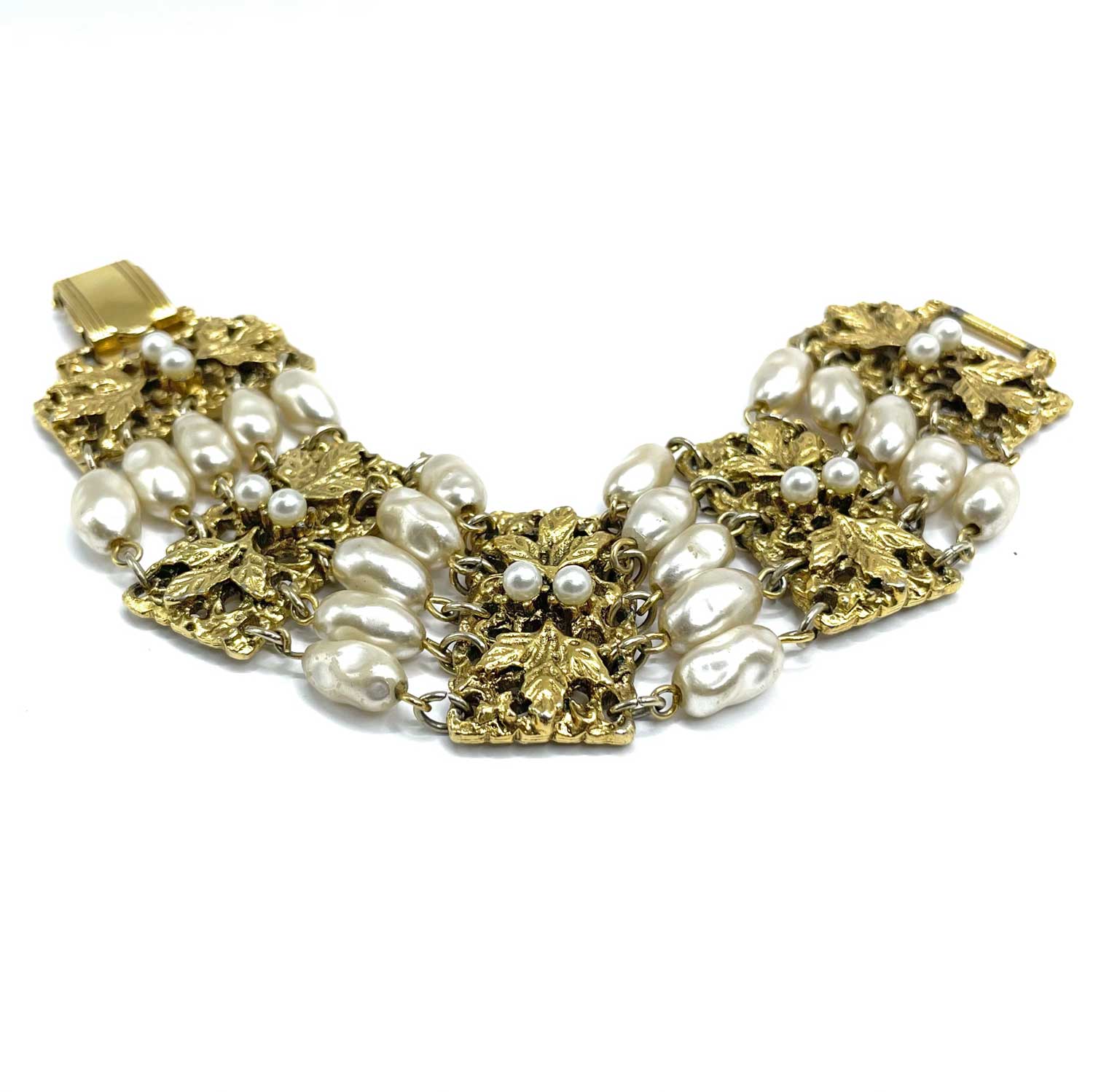 Vintage Celebrity NY Faux Pearl Bracelet