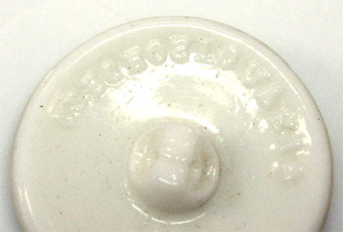 vintage 1930's Czechoslovakian glass button