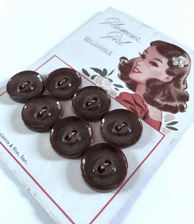 1940s shirt buttons