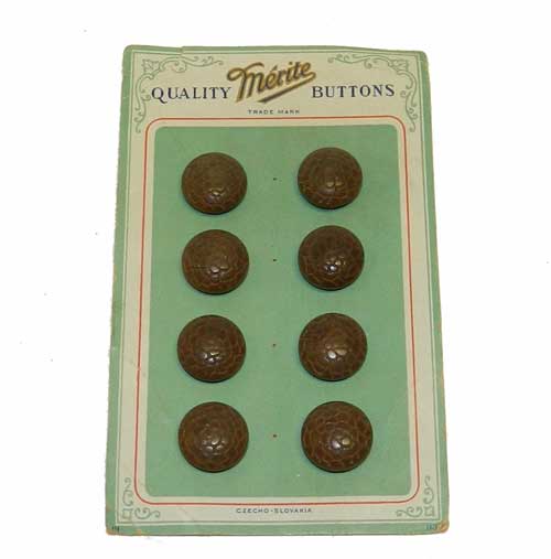 vintage 1930's lizard grain wood buttons