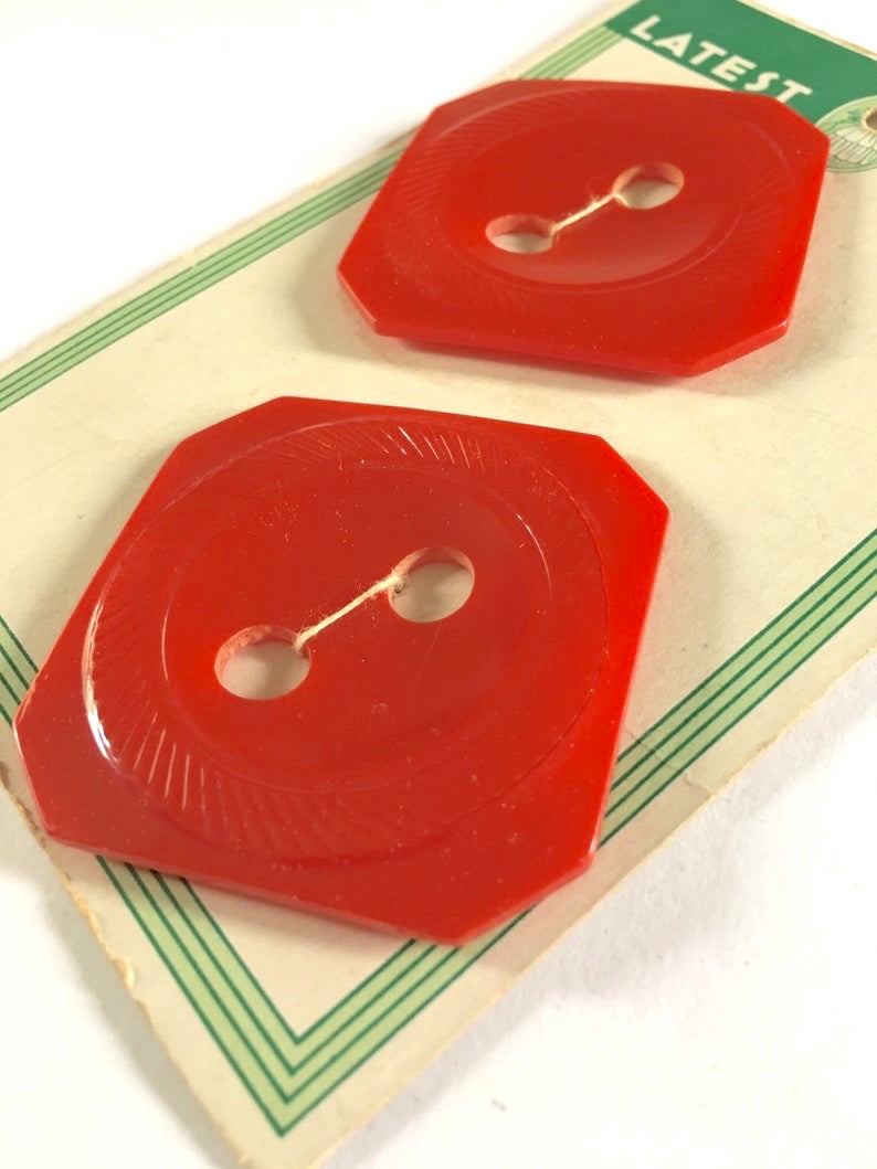 bakelite buttons