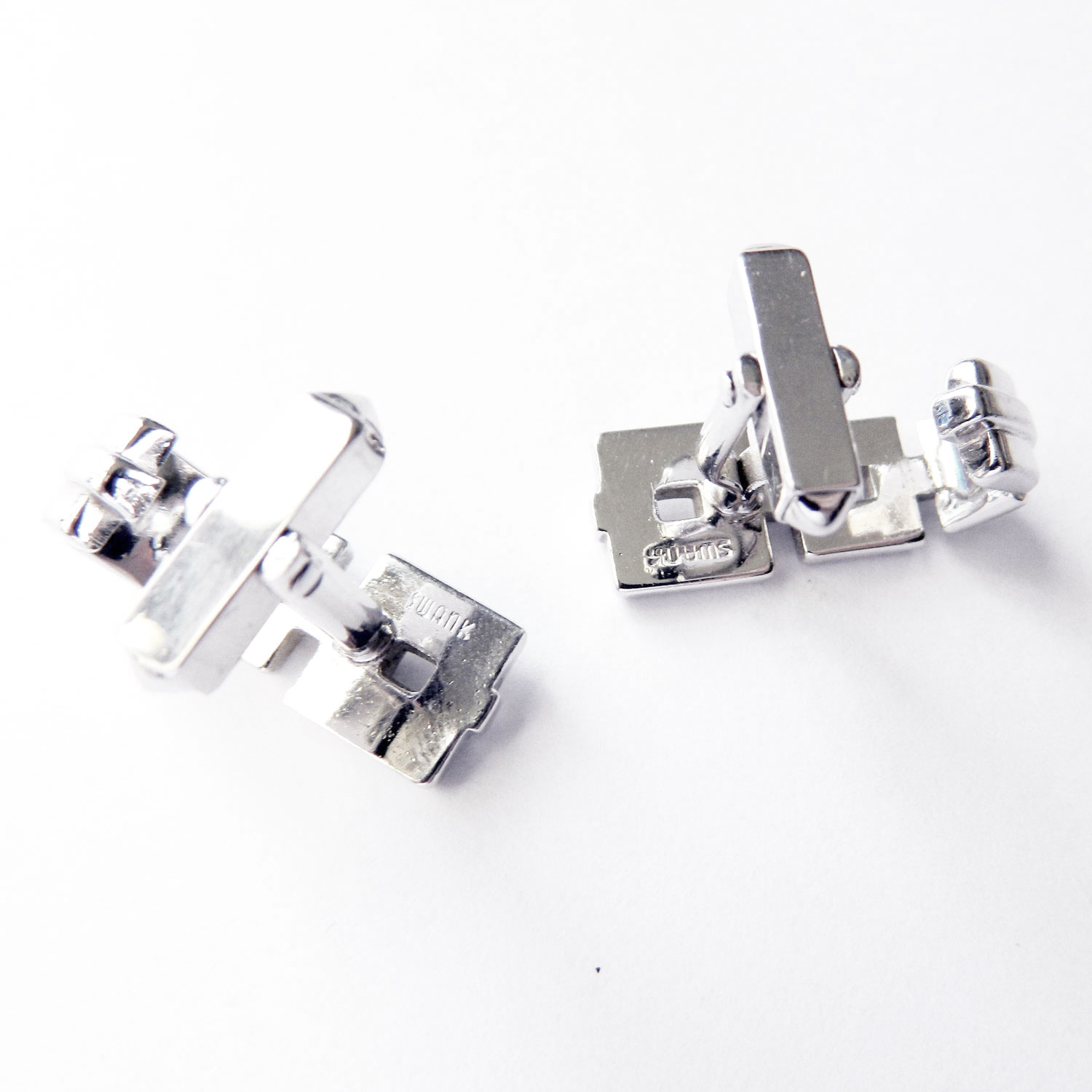 Chain link cuff links