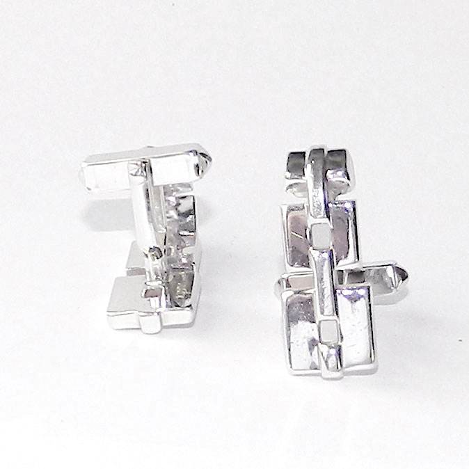Chain link cuff links