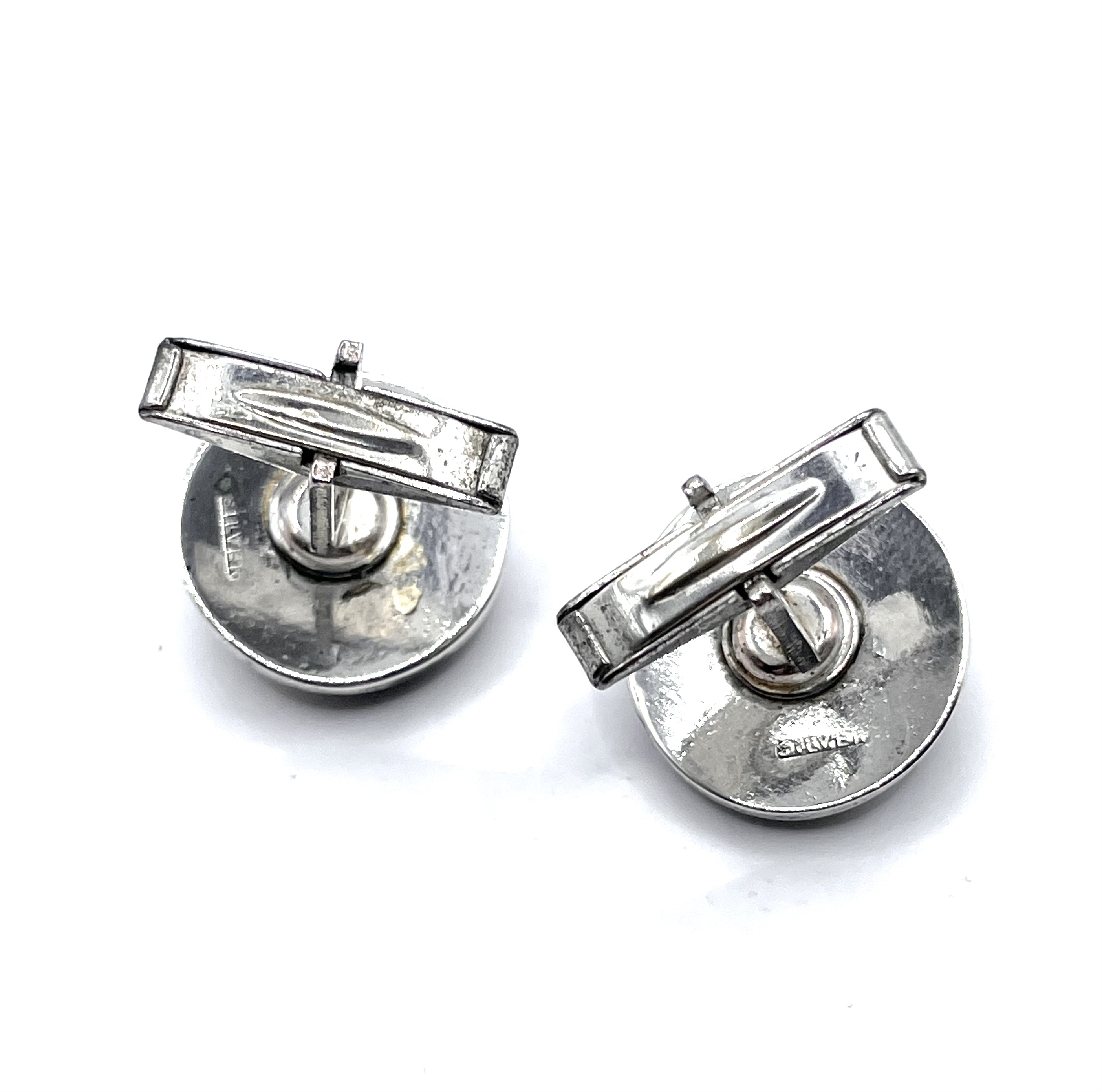 Sterling operculum shell cufflinks