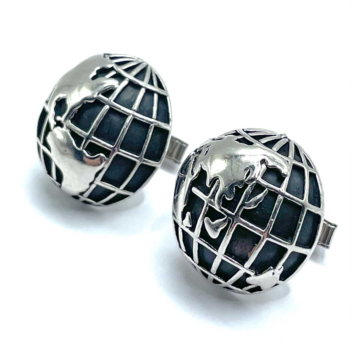 Silver globe cufflinks