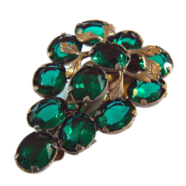 1930's green rhinestone clip