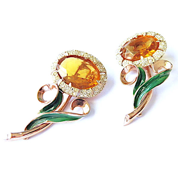 1940's Coro dress clip