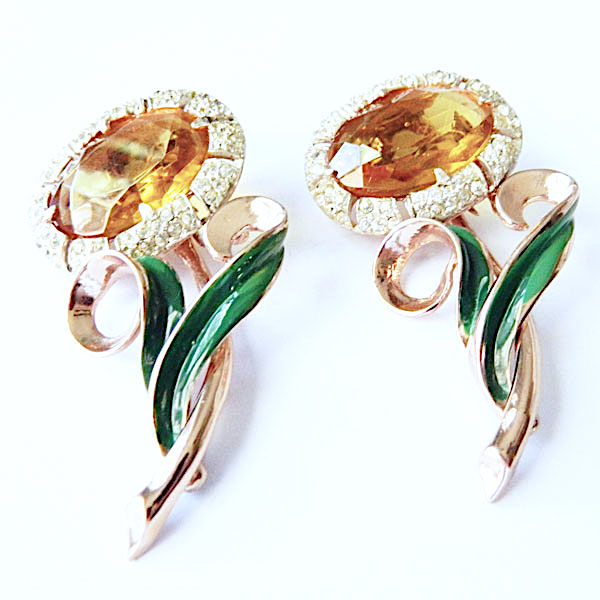 1940's Coro dress clip
