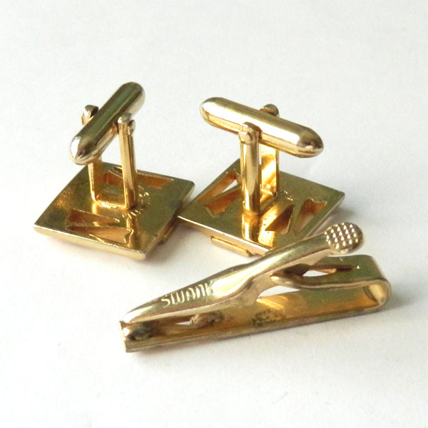 cufflink and tie clip set