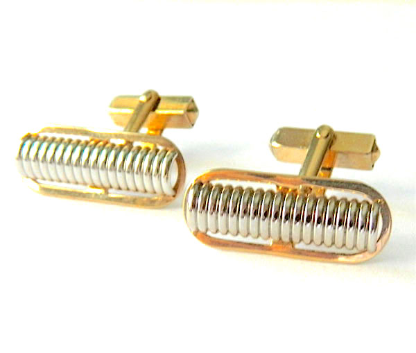 Space Needle cufflink and tie clip set