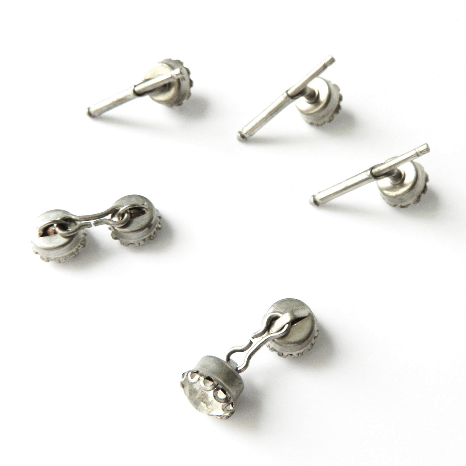 Cufflink and shirt stud set