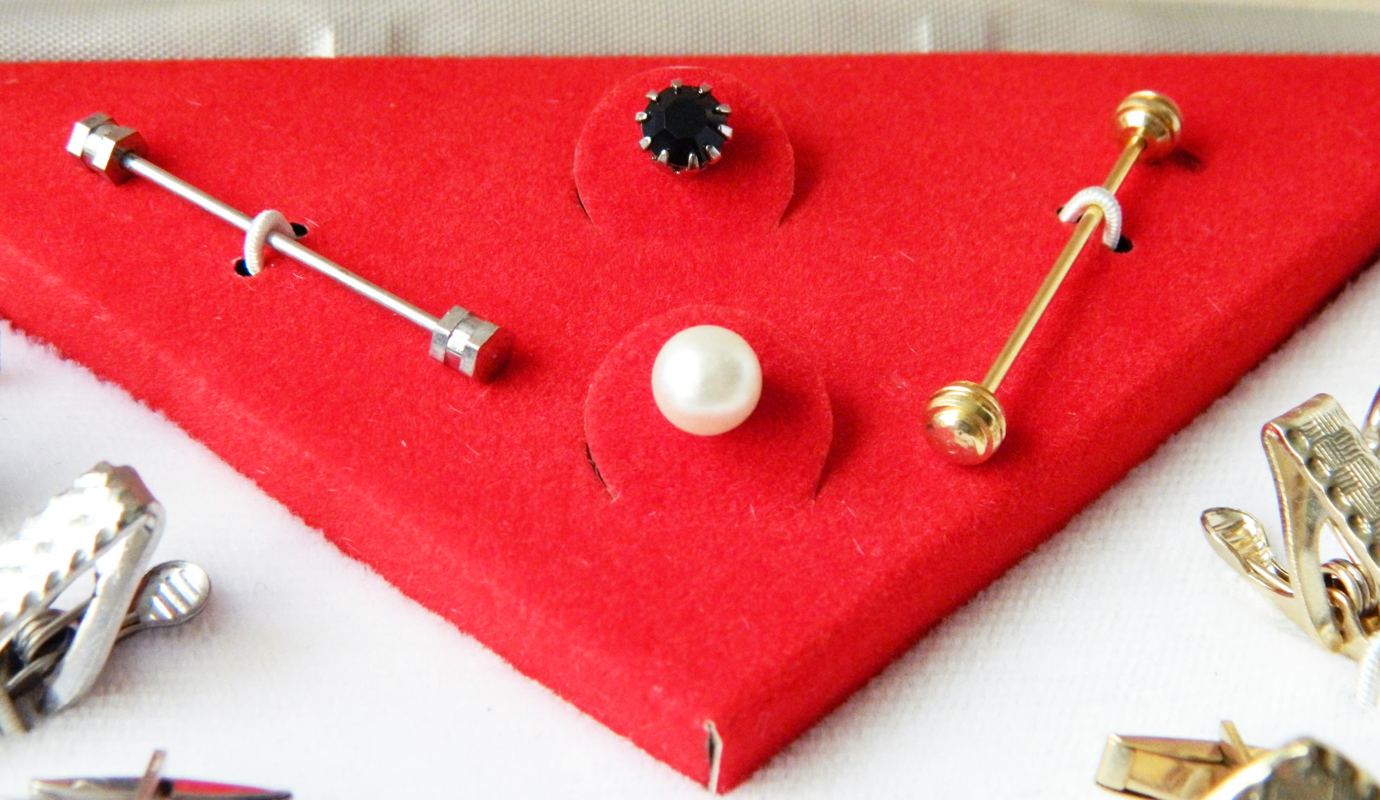 Vintage mens jewelry suite